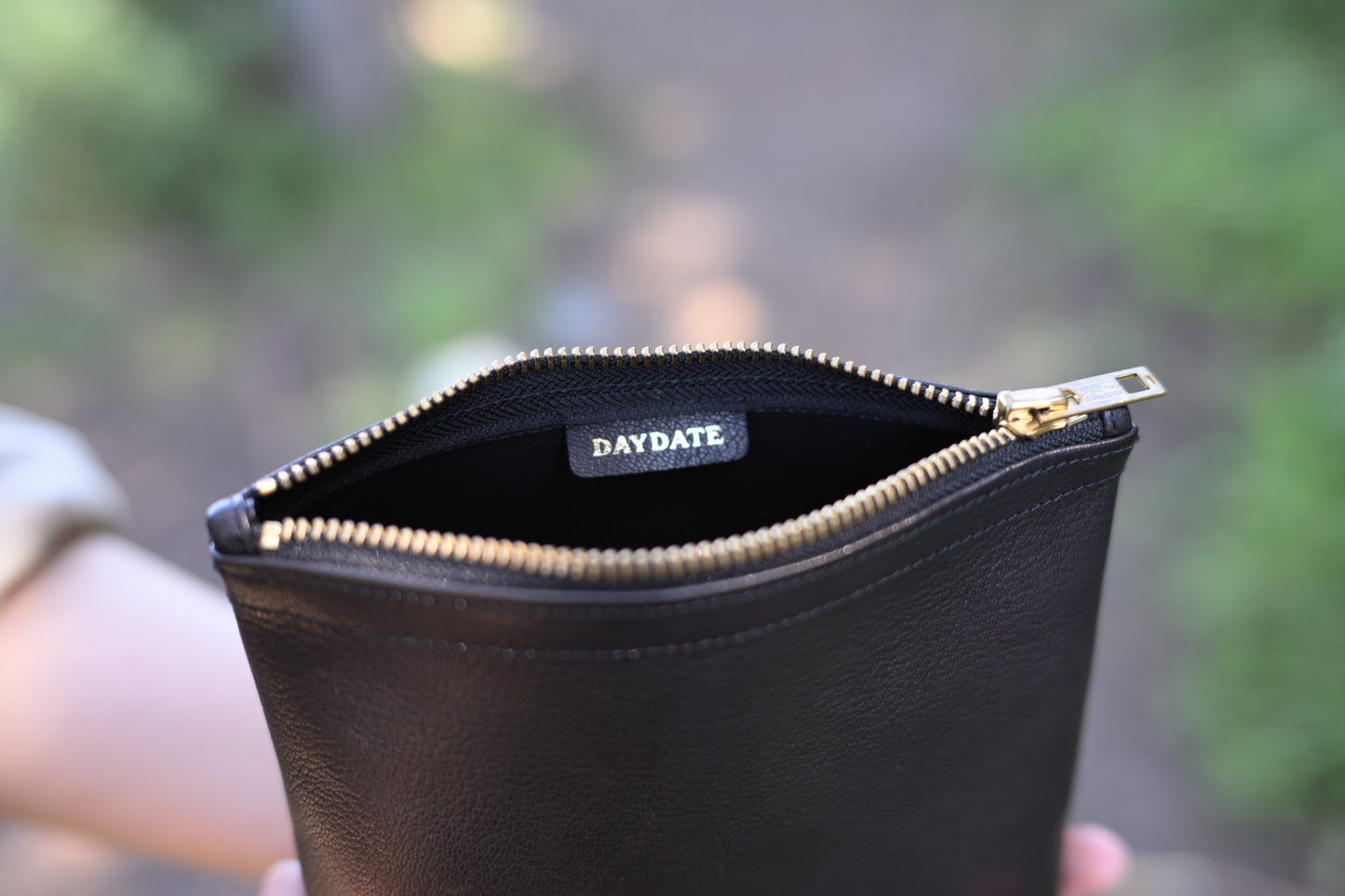 REEL POUCH