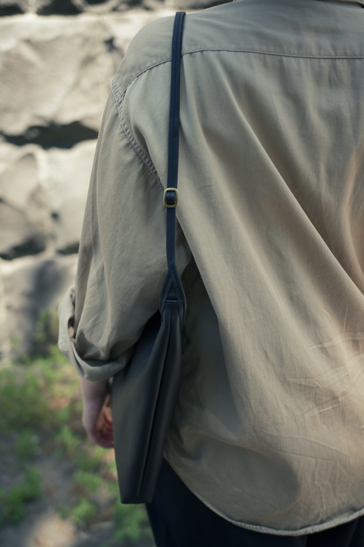 DAY SHOULDER