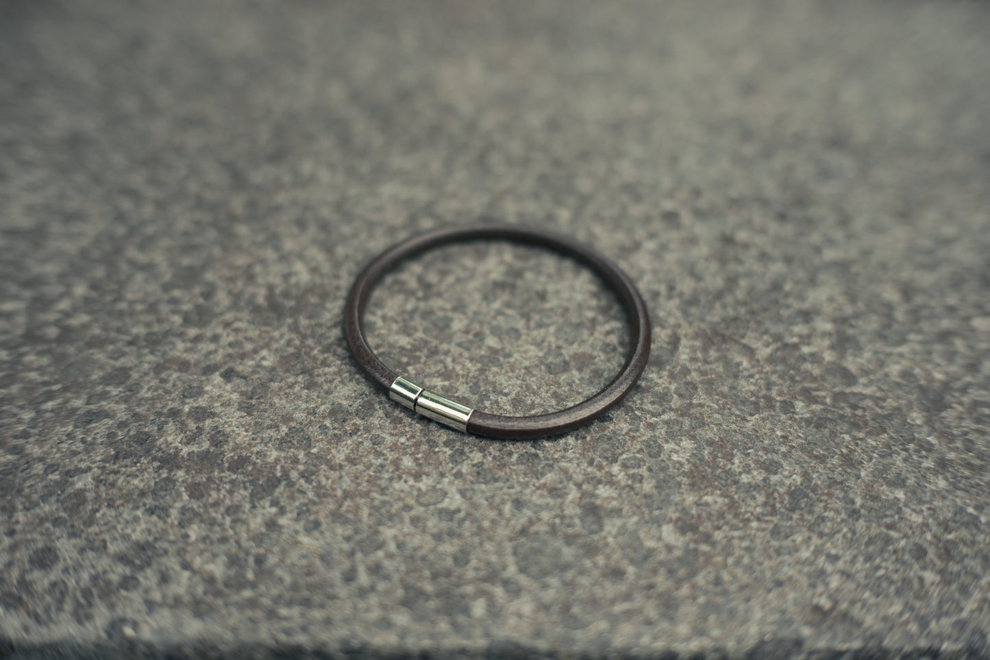 LEATHER BRACELET M