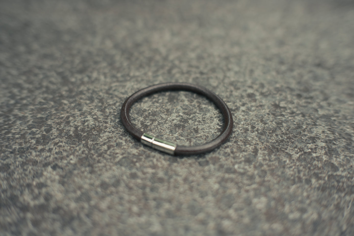 LEATHER BRACELET S