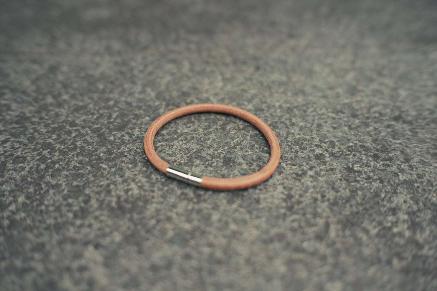 LEATHER BRACELET M