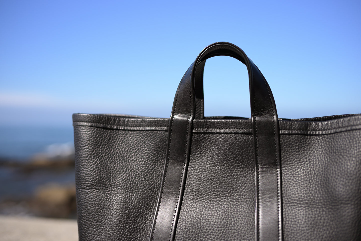 DAY TOTE M
